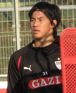 Shinji Okazaki (Wikipedia)