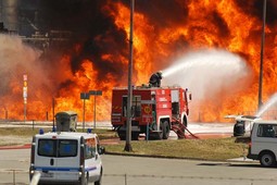Požar je izbio u rafineriji zbog nepažnje