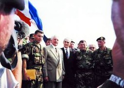 General Gotovina s bivšim hrvatskim predsjednikom Franjom Tuđmanom i ministrom obrane Gojkom Šuškom