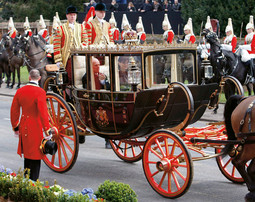 U dvodnevnom posjetu Velikoj Britaniji Carla Bruni se vozila i u kočiji s kraljičinim suprugom princom Philipom u krugu dvorca Windsor