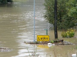 Na nekim je dijelovima Slovenije stanje veoma ozbiljno (Foto: Jesih/24ur.com)