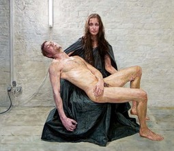  'Pietà obrnuto' ljetos je bila izložena u galeriji Wedding u Berlinu (desno); Lovro Artuković (desno dolje)