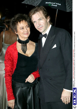 Ralph Fiennes sa svojom nevjenčanom suprugom glumicom Franceskom Annis