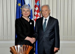 Jadranka Kosor i Shimon Peres (Foto: Marko Lukunić/PIXSELL)