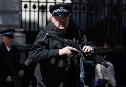Britanska policija također je povećala oprez nakon vijesti o smrti Osame bin Ladena (Reuters)