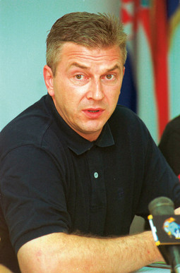RANKO OSTOJIĆ bio je 2002. ravnatelj policije, a Zdravko Folnegović se u to vrijeme hvalio da se povezao s njime