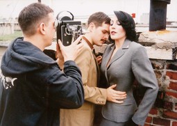 LET 3 JE GRUPA za koju je Jovanov radio brojne spotove poput
'Nafte', a za njihov album 'Jedina' iz 2000.
snimio je spotove za pjesme 'Profesor Jakov' i 'Tazi-tazi'