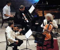 Itamar Golan na koncertu u Dubrovniku s violinistom Julianom Rachlinom i čelistom Mischom Maiskym - ondje redovno nastupa već 12 godina, a Rachlinov festival smatra glamuroznim i jedinstvenim u svijetu