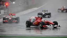 Fernando Alonso preuzeo je vodstvo dvije utrke prije kraja (foto:Reuters)