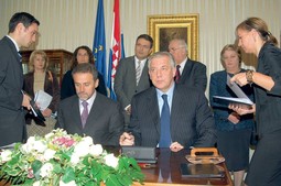 Milan Bandić i premijer Sanader ove su godine potpisali suradnju na kapitalnim projektima u gradu Zagrebu