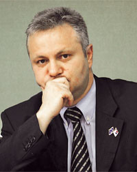 Mlađan Dinkić