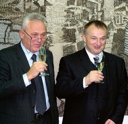 Bivši predsjednik uprave Ine Tomislav Dragičević i Zsolt Hernádi, glavni direktor MOL-a