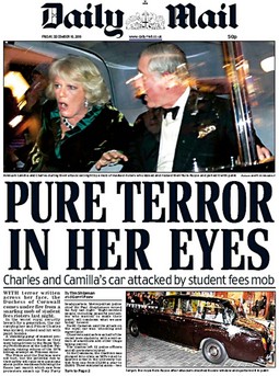 Naslovnica Daily Maila s fotografijama prestrašenih Camille i Charlesa i razbijenog automobila