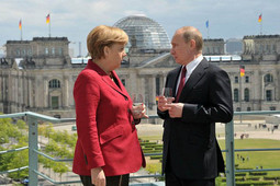 Angela Merkel i Vladimir Putin (Foto: Kremlin.ru)