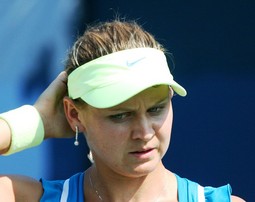 Lucie Šafarova (Wikipedia)