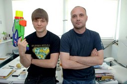DAVOR BRUKETA i Nikola Žinić (desno), kreativni su direktori i vlasnici reklamne agencije Bruketa&Žinić