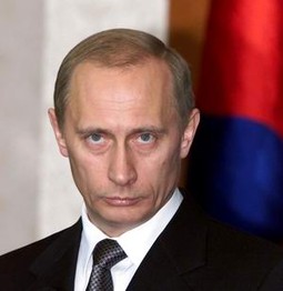 Ruske vlasti zabranile su moskovski dnevni list Novie Izvjestija zbog članka o kultu ličnosti koji se stvara oko ruskog predsjednika Vladimira Putina