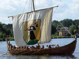 Vikinški brod (Foto: Wikipedia)