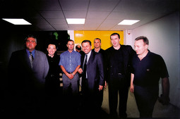 IVAN KORADE s Damirom Krstičevićem, Mirkom Norcem, Milanom Bandićem, Ivanom Bandićem, Mirkom Ljubičićem i Dragutinom Lovrićem