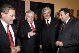 KOLEKCIJA ARS CROATIAE predstavljena je u
Kunstlerhausu u Beču, a na otvorenju su bili ministar Božo Biškupić, gradonačelnici Zagreba i Beča te Boris
Nemšić