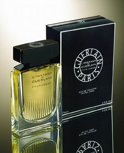 "Ljubav na prvi miris" reklamni je slogan novog Guerlainova mirisa Instant namijenjenog muškarcima koji znaju prepoznati pravi trenutak za osvajanje ženskih srca.