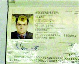 Legijina lažna hrvatska putovnica na ime Vlado Vukomanović