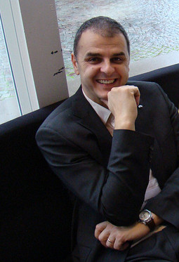 Jasenko Selimović (Wikipedia)