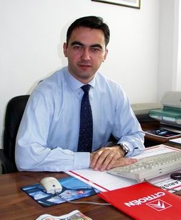 Tomislav Miletić, dosadašnji direktor marketinga tvrtke Citroen Hrvatska, od 1. siječnja 2004. stupio je na novu dužnost voditelja tržišta regije sjeverne Afrike u okviru tvrtke Automobiles Citroen u Parizu.