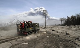 Erupcija vulkana: Foto: Reuters