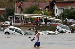 Poplave su iznenadile stanovnike Istanbula (Reuters)