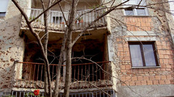 Improvizirano stanovanje u Mostaru
