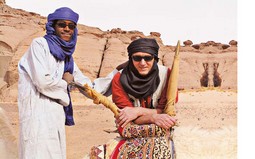 NA PUTU S TUAREGOM
u libijskim planinama Acacus gdje su Božiću i ekipi dokumentarnog serijala 'Pustinje svijeta' ovi pustinjski nomadi služili kao vodiči i zaštita