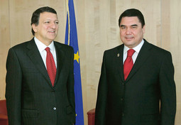 PREDSJEDNIK Turkmenistana Kurbanguli Berdimuhamedov smijenio je sve upletene u skandal