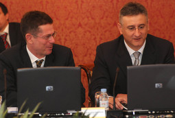 Ministar pravosuđa Ivan Šimonović i ministar unutarnjih poslova Tomislav Karamarko