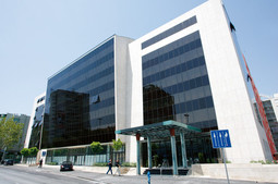 HOTEL ATRIUM nalazi se u novom poslovnom središtu Splita na Brodarici