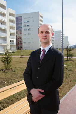 DANIJEL BABIĆ, član uprave građevinske
tvrtke Profectus, tvrdi kako njegova tvrtka u prva dva mjeseca 2009. postiže znatno
bolje rezultate nego u drugoj polovici prošle godine
