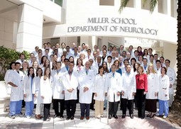 KLINIKA U MIAMIJU
Tatjana Rundek s medicinskim osobljem Miller School of Medicine u Miamiju gdje je zamjenica ravnatelja