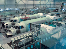 TVORNICA ZRAKOPLOVA pokraj zračne luke Downsview koja je u vlasništvu Bombardiera i služi za testiranje novoproizvedenih zrakoplova Q400