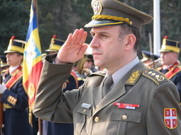 Srbijanski general Zdravko Ponoš