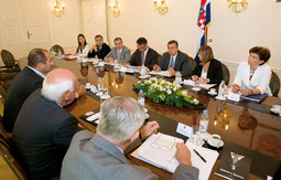 Predstavnici vlade susreli su se nedavno s vrhom HNS-a
