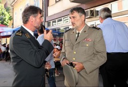 Željko Maglov (desno) početkom kolovoza bio je u Kninu na svečanosti povodom obljetnice Oluje