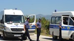 Policija u potrazi za teroristima pretražila i selo