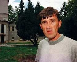 ZLATKO DIZDAREVIĆ, bivši pripadnik sisačkih Vukova, već je u rujnu 1999. u intervjuu za Nacional svjedočio o ubojstvima