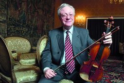 “Od 1968. godine violina se nalazi u HAZU-u. Slobodno se može reći da je ovo jedna od najboljih Guarnerijevih violina na svijetu' kazao je dirigent Pavle Dešpalj, potredsjednik HAZU-a