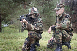PRIPADNICI specijalnih postrojbi HV-a testirali su prototip hrvatske puške VHS