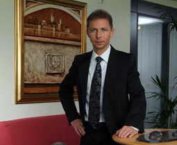 11 GODINA U HRVATSKOJ Heinz Truskaller u Hrvatskoj je od 1995., kada je postavljen za voditelja projekta osnivanja Hypo banke; prvi čovjek banke postao je 2001.
