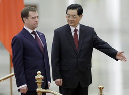 Dmitrij Medvedev i Hu Jintao (Reuters)