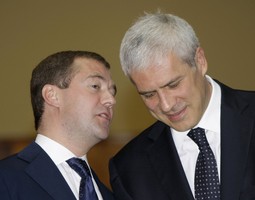 Dmitrij Medvedev i Boris Tadić (Foto: Reuters)