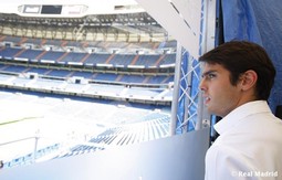 Kaka na Santiago Bernabeu (Foto: Real Madrid)