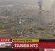 Tsunamiji uništavaju kuće i prouzrokuju požare
